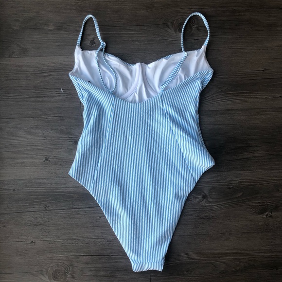 Onia | Isabella Seersucker One Piece Swimsuit - Picture 4 of 5